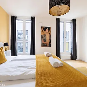New! Pineapple Altstadt Ii Apartment Dresden